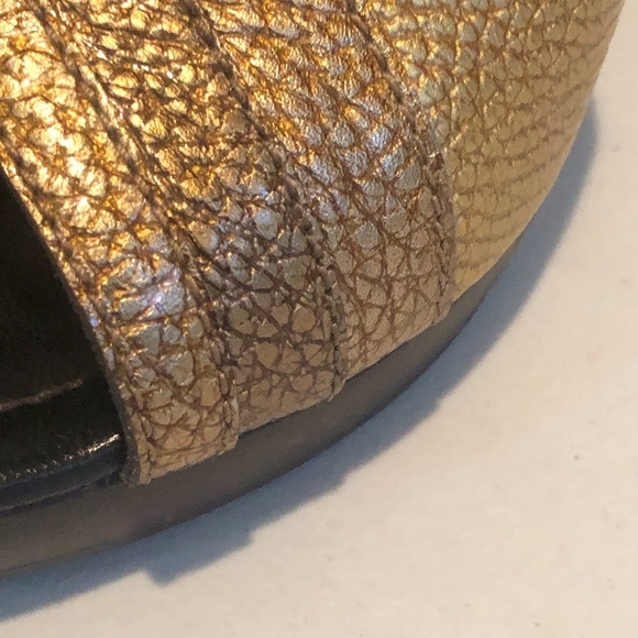 Fendi size 10 gold bronze metallic leather platform slides like new authentic - Picture 6 of 16